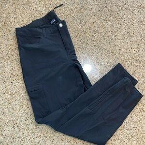 Patagonia Women’s Skyline Traveler Pants